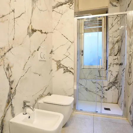 Apartment Giramondo Milan